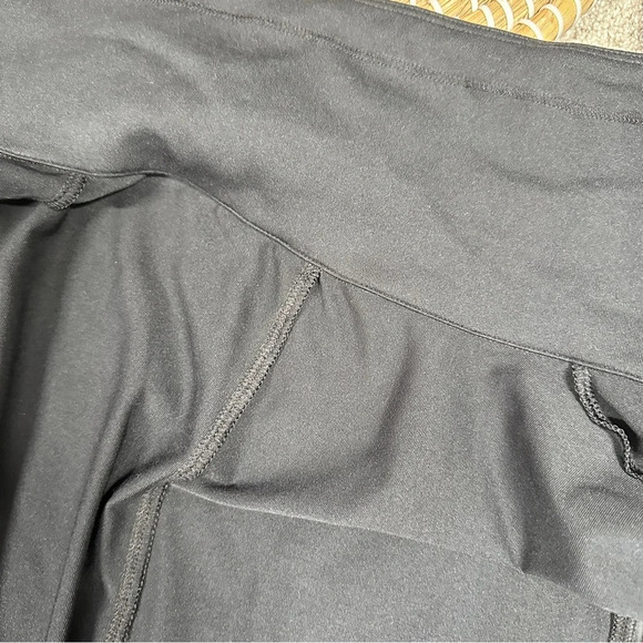 Under Armour Women’s Fitness Sweatshirt Studio Essential Jacket Full Zip Black M - Picture 12 of 15